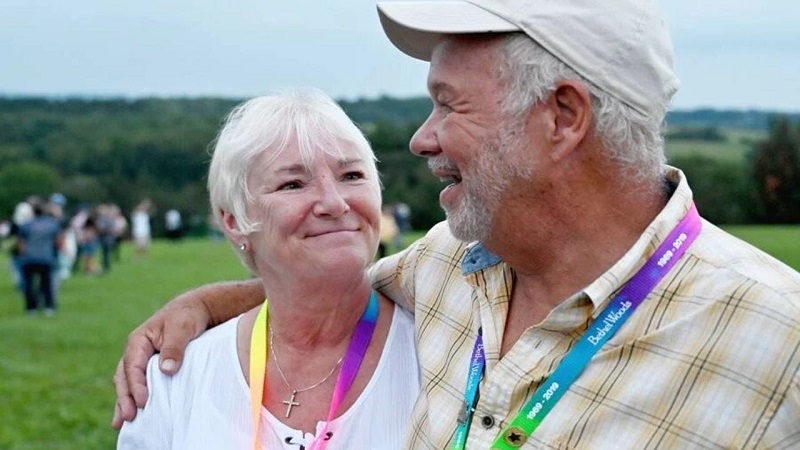 Meet the Iconic Couple from the Woodstock Album Co – Tymoff